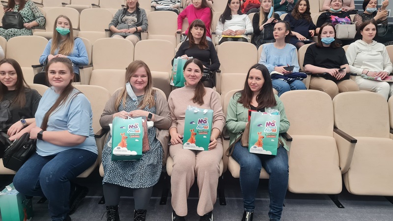 Пензенский «Молком» принял участие в «Беременных посиделках» в Перинатальном центре