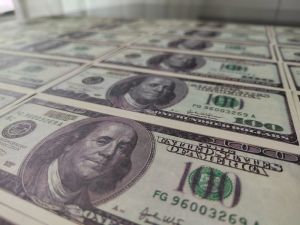 Курс доллара в Пензе 17 апреля 2024 года