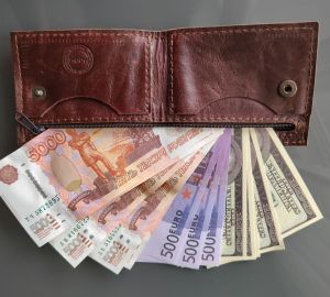 До конца года юань может занять треть валютных сбережений россиян