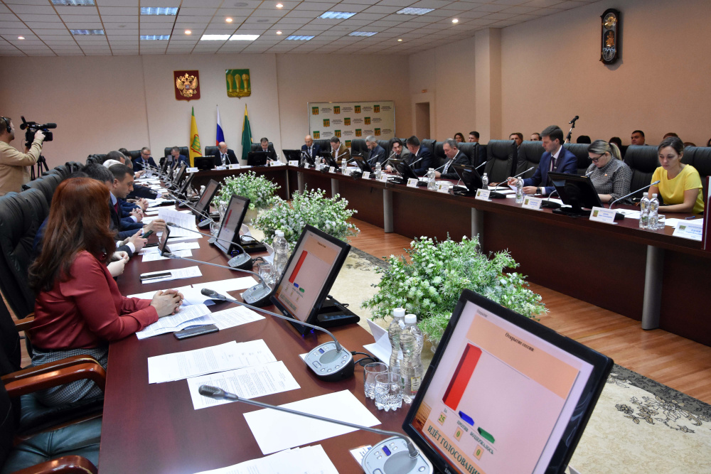 Олег Шаляпин назначен исполняющим обязанности председателя Гордумы