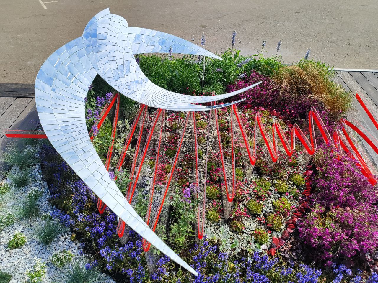 В Москве презентовали ландшафтную инсталляцию Пензенской области в форме сердца