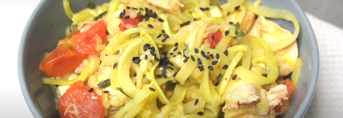 ПП-паста из кабачка, черри и курицы