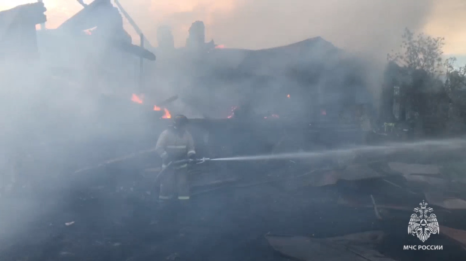 Названа причина мощного пожара, вспыхнувшего в Сосновоборске