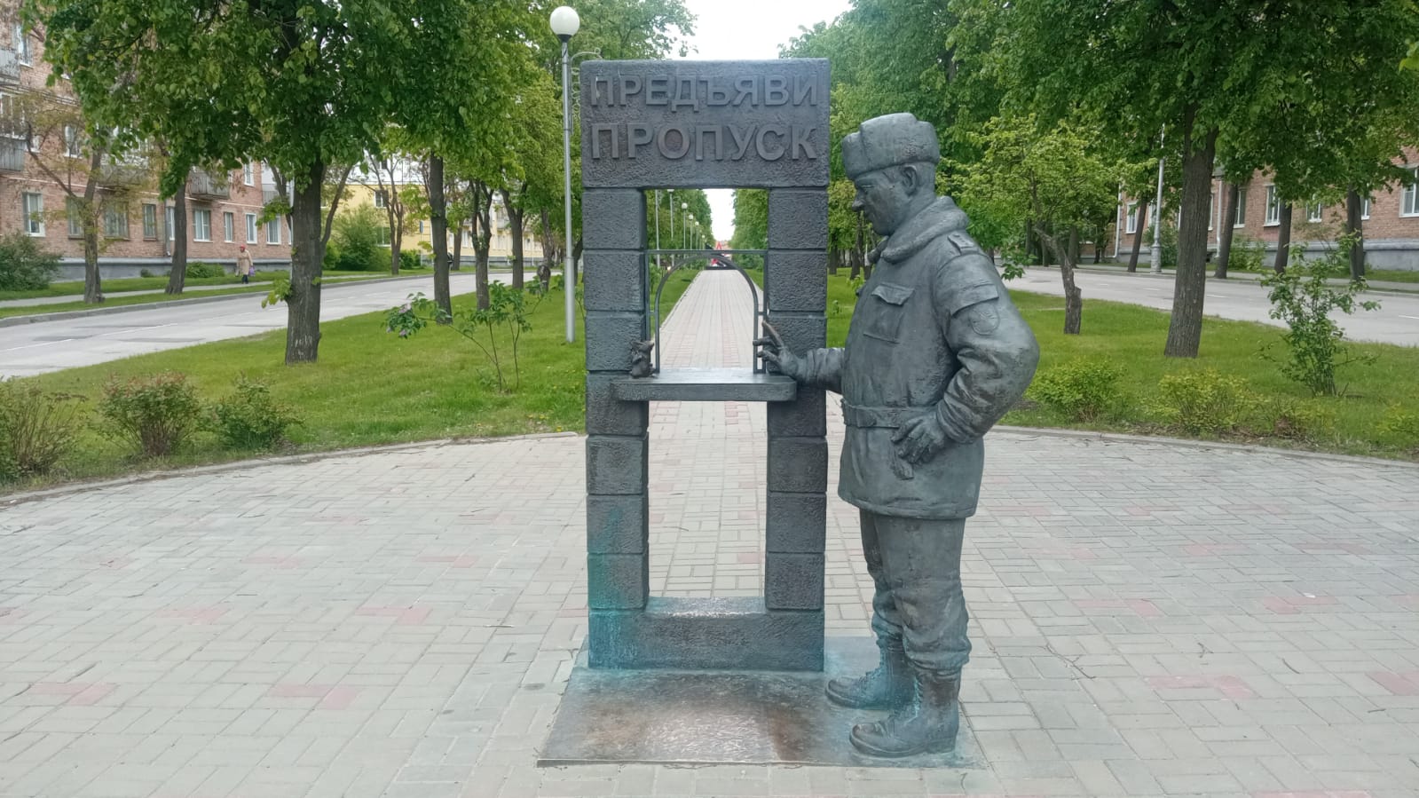 В Заречном у бани заметили истощенное животное