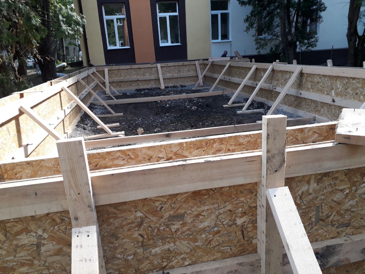 В Сердобске в праздники ведут работы по возведению здания под МРТ