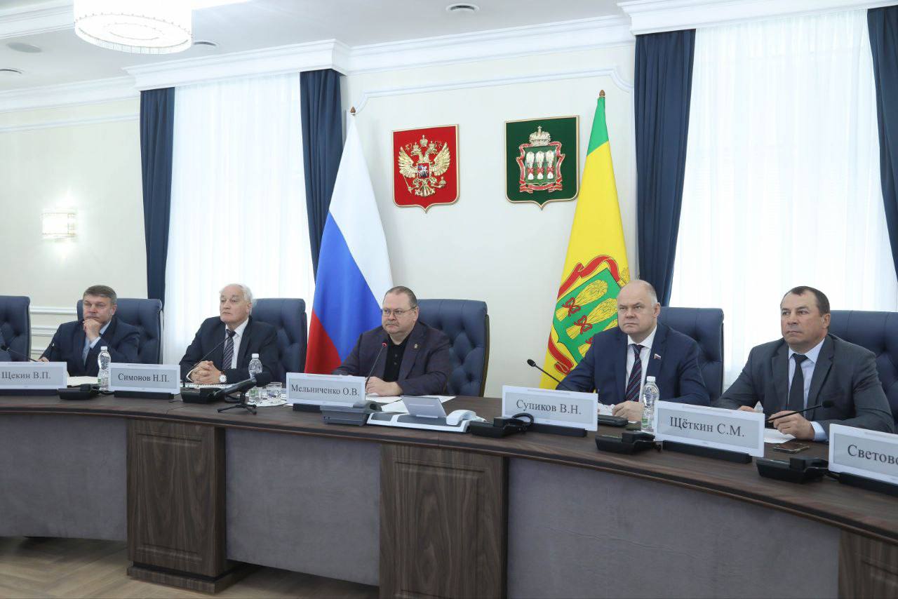 Олег Мельниченко рассказал об отмене салютов на 9 Мая