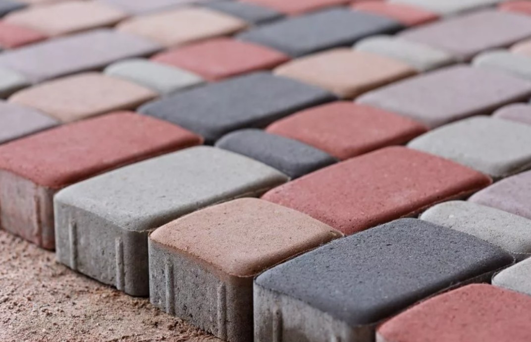 Пензенские осужденные изготавят тротуарную плитку