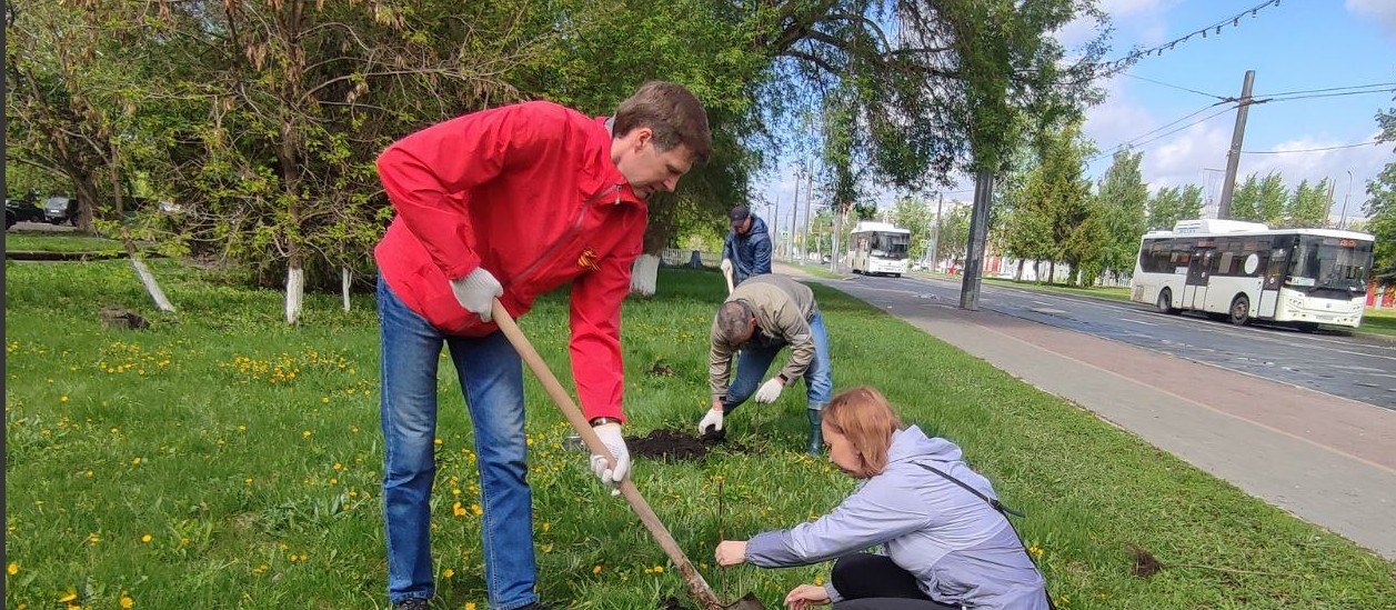 Борис Панин присоединился к Всероссийской акции «Сирень Победы»