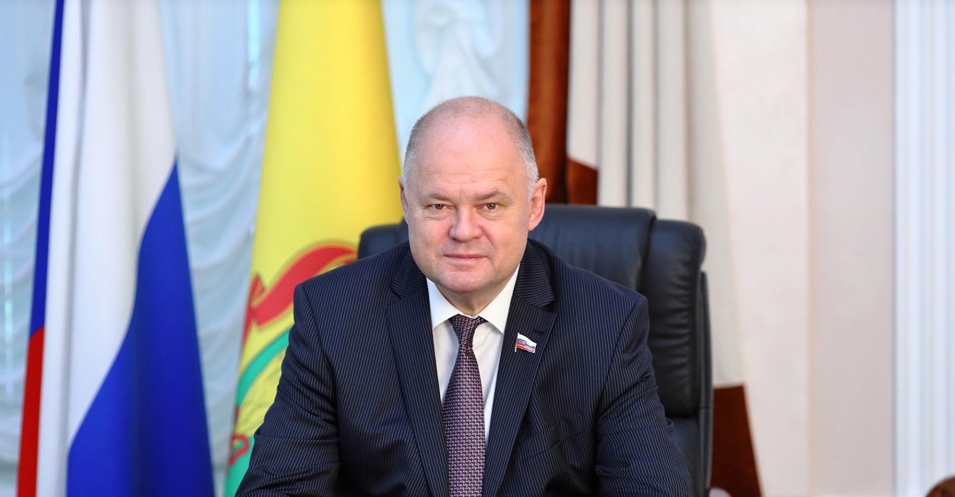 Вадим Супиков поздравил пензенцев с Днем Победы