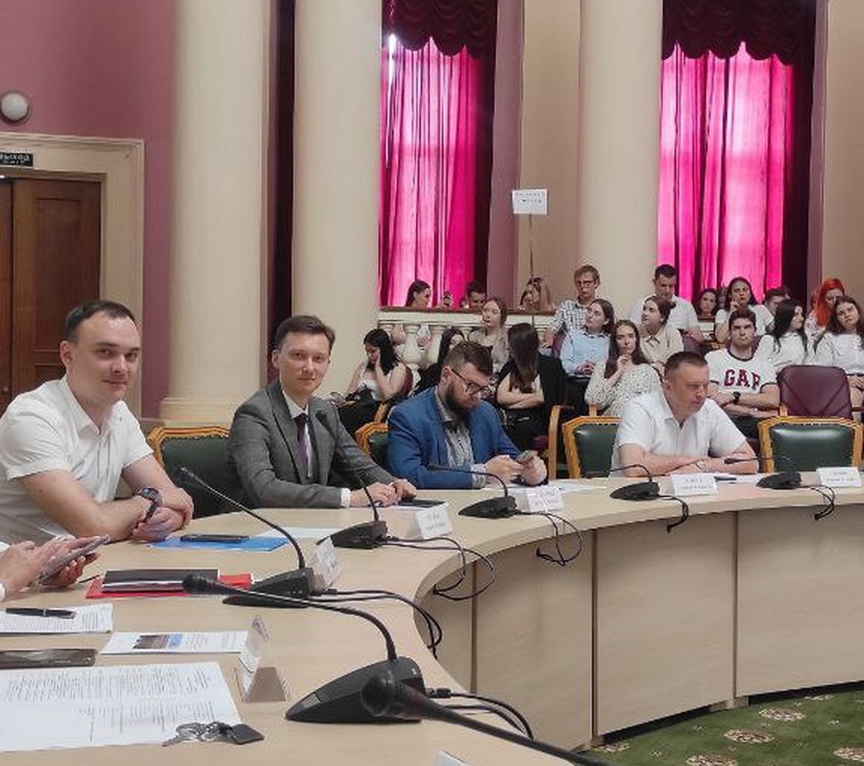 Андрей Цесарев рассказал пензенским студентам о работе в сфере ЖКХ