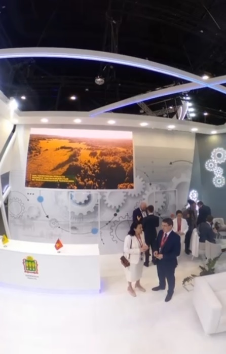 Олег Мельниченко показал как выглядит стенд региона на ПМЭФ-2024