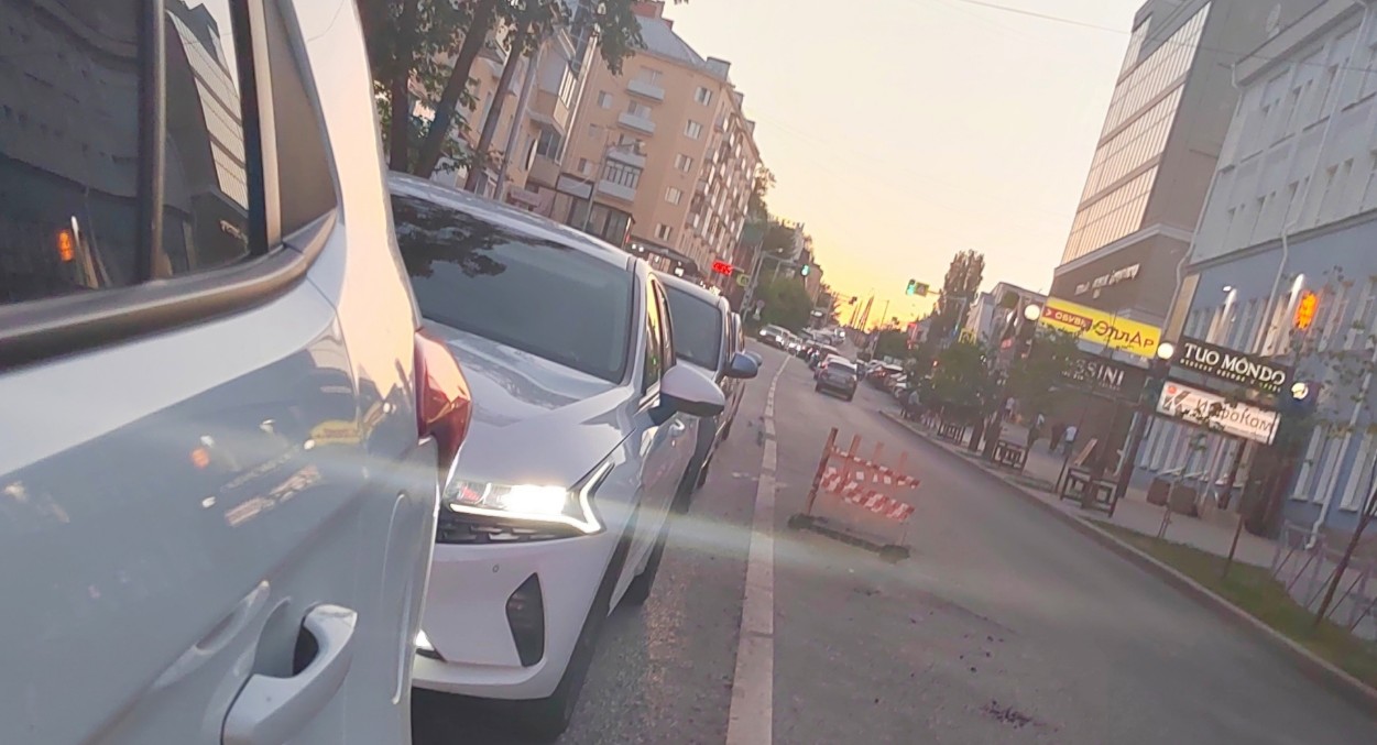 Пензенские дорожники «открыли портал в ад» на улице Кураева