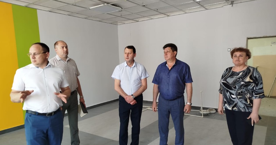 Ремонт школы в Шемышейском районе ведется с опережением графика