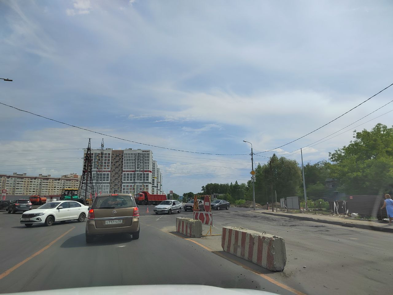 В Пензе так и не открыли проезд на перекрестке улиц Антонова и Измайлова