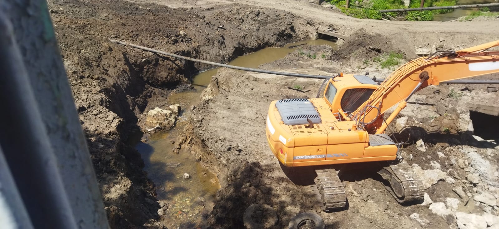 В Кузнецке на переезде в Западный микрорайон начали демонтаж водопропускных конструкций