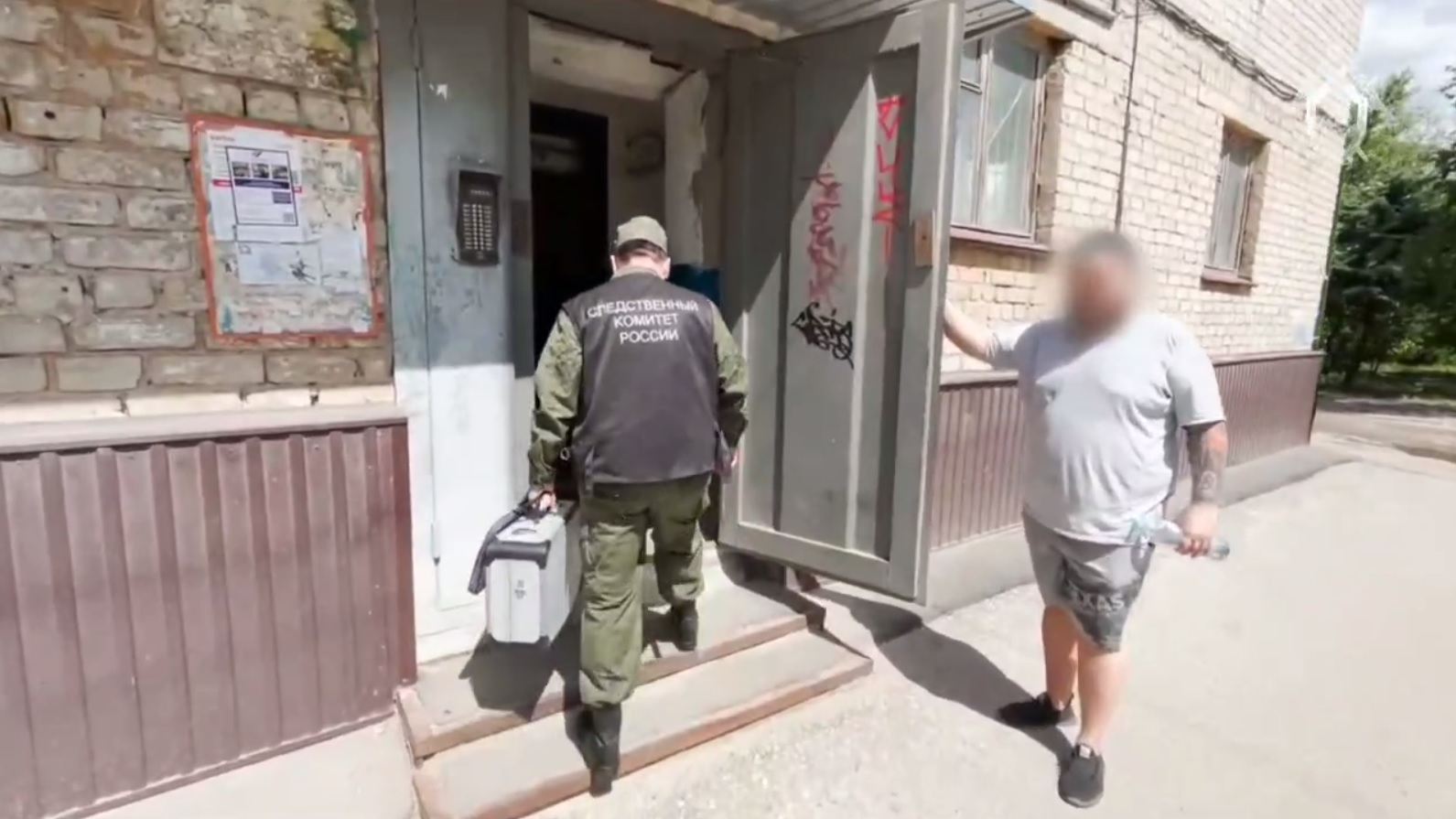 Обнародовано видео из Пензы, где ребенок выпал из окна