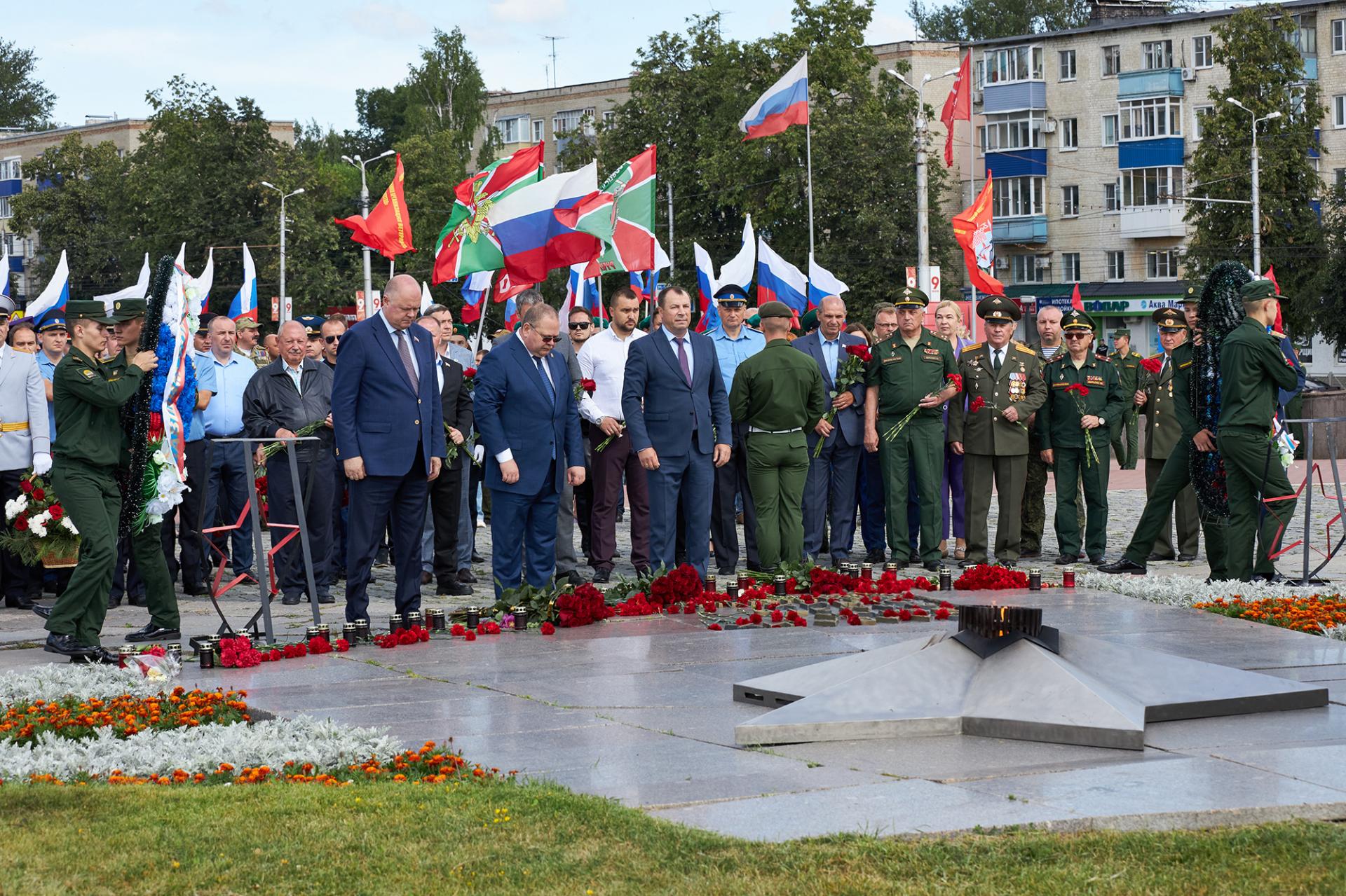 Вадим Супиков принял участие в мероприятиях, посвященных Дню памяти и скорби