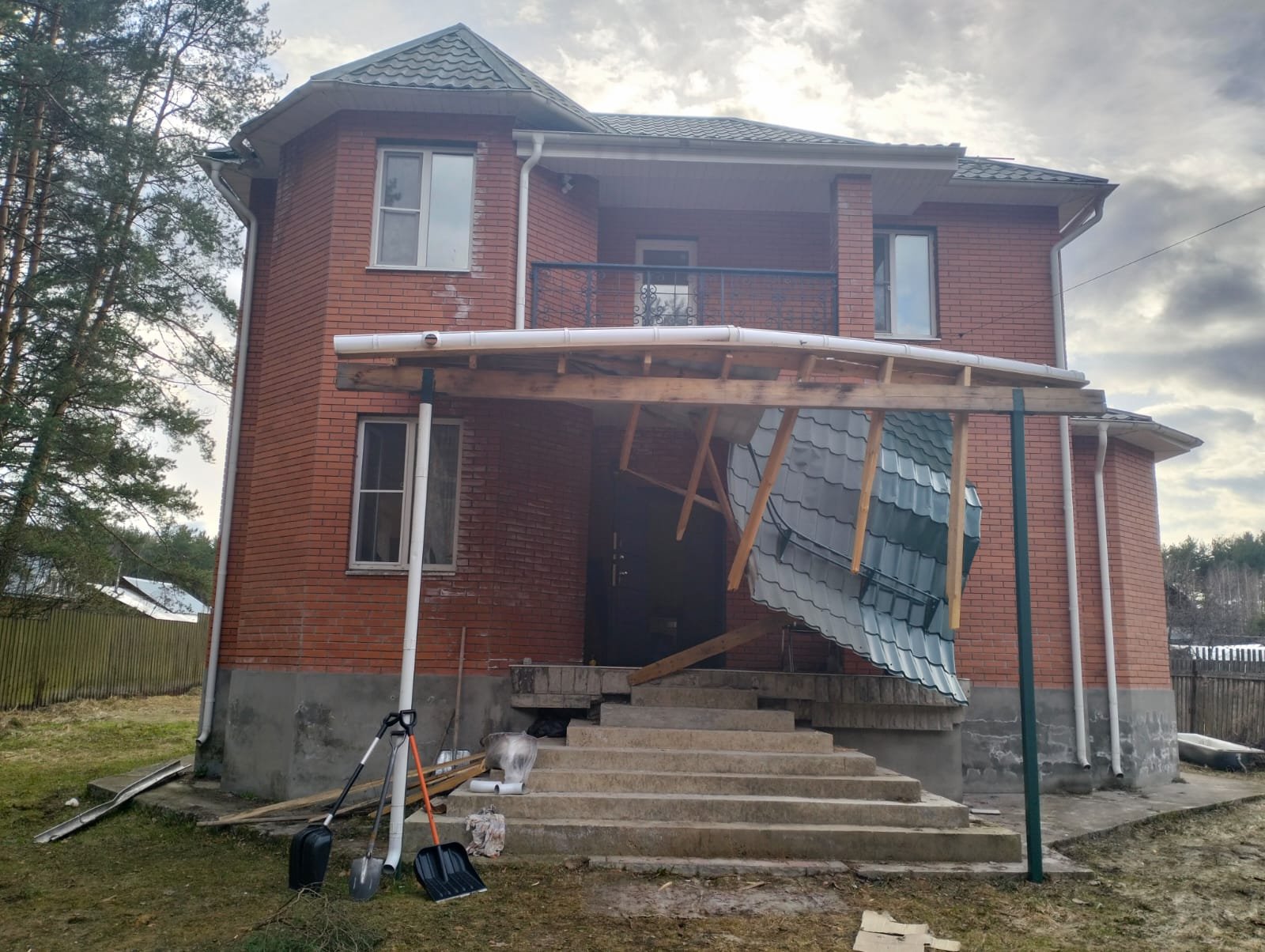 Пензенские полицейские разоблачили нарколабораторию, снабжавшую подростков