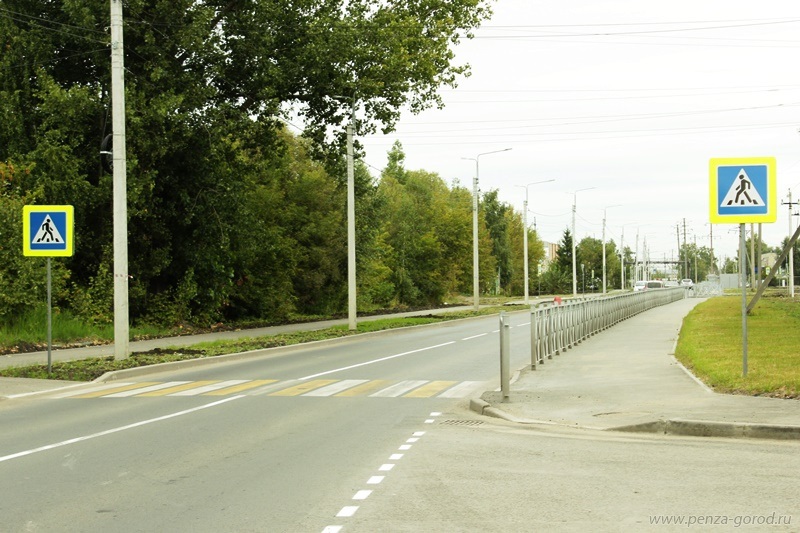 С улицы Рябова украли решетки ливневых канализаций