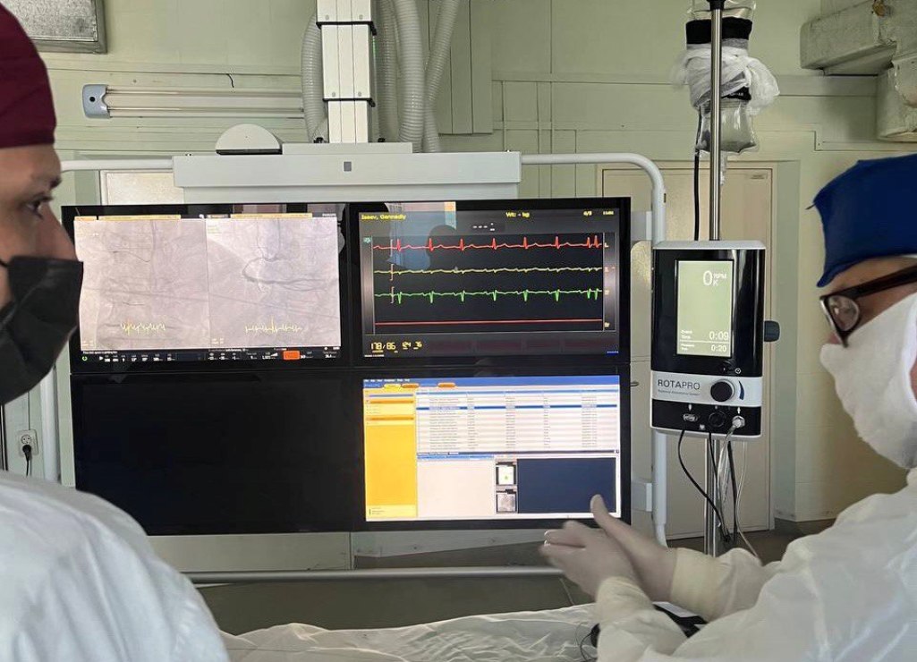 Пензенские врачи впервые провели уникальную операцию пациенту с сердечным заболеванием