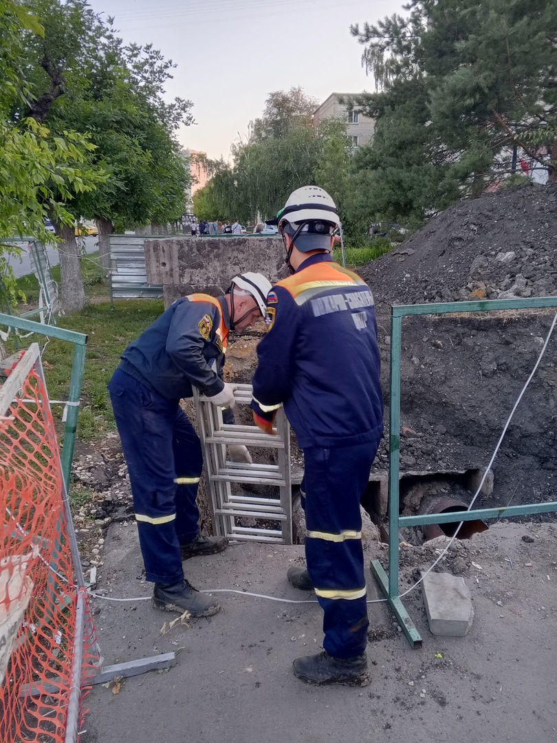 В Пензе на улице Ульяновская мужчина свалился в котлован