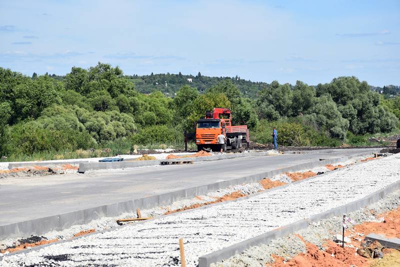 Строительная готовность дороги в Дальнем Арбеково составляет 70%