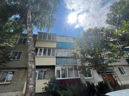 Идет проверка по факту падения двухлетней девочки из окна в Каменке