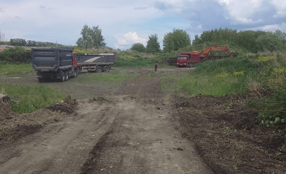 В Пензе расчистка пруда у больницы №6 находится на завершающем этапе