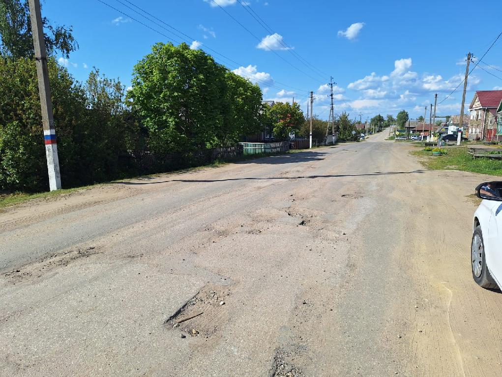 Прокуратура обязала власти села Русский Камешкир отремонтировать дороги