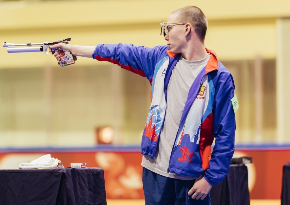 Пензенец стал победителем Всероссийских соревнований по пулевой стрельбе
