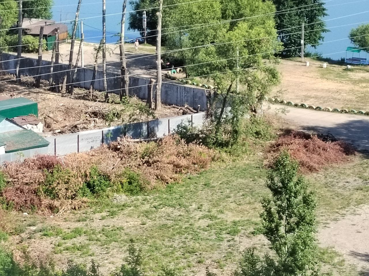 В Пензе пляж ГПЗ превратили в склад мусора