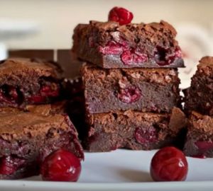 Легкий летний брауни без муки