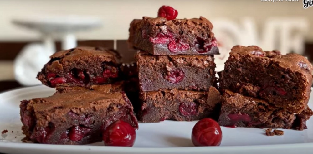 Легкий летний брауни без муки