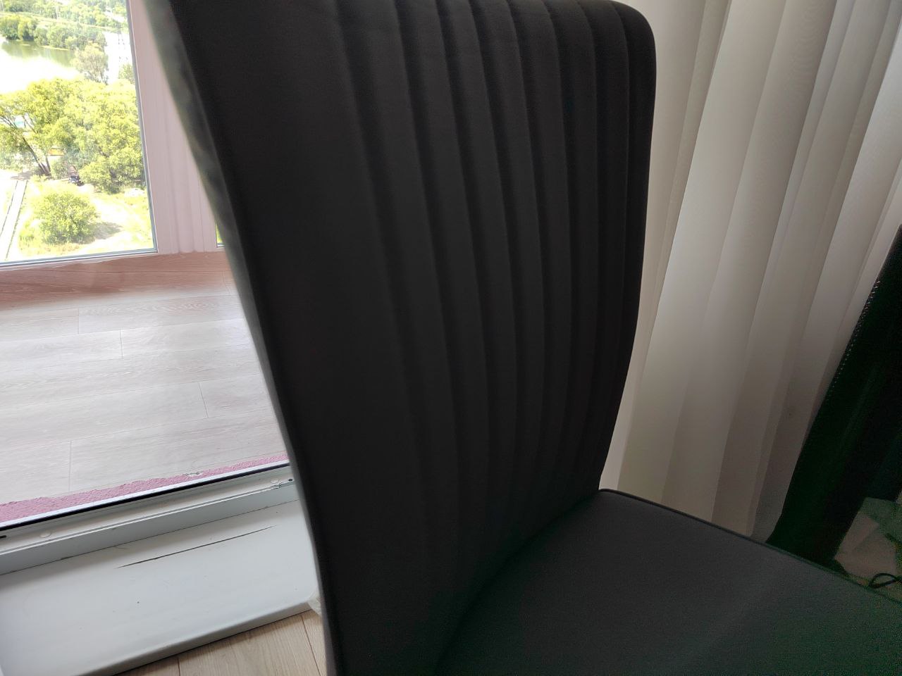 Бывший работник мебельной фабрики обвиняется в покушении на коммерческий подкуп