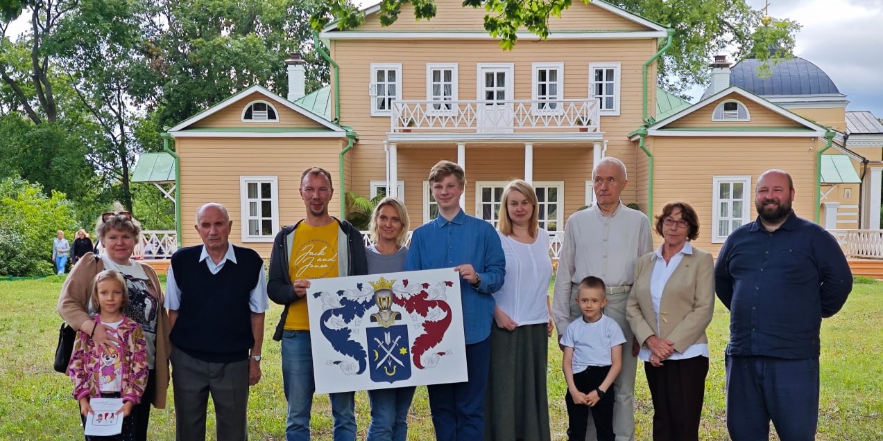 Потомки Лермонтова и Арсеньевых впервые за 200 лет встретились в пензенских Тарханах