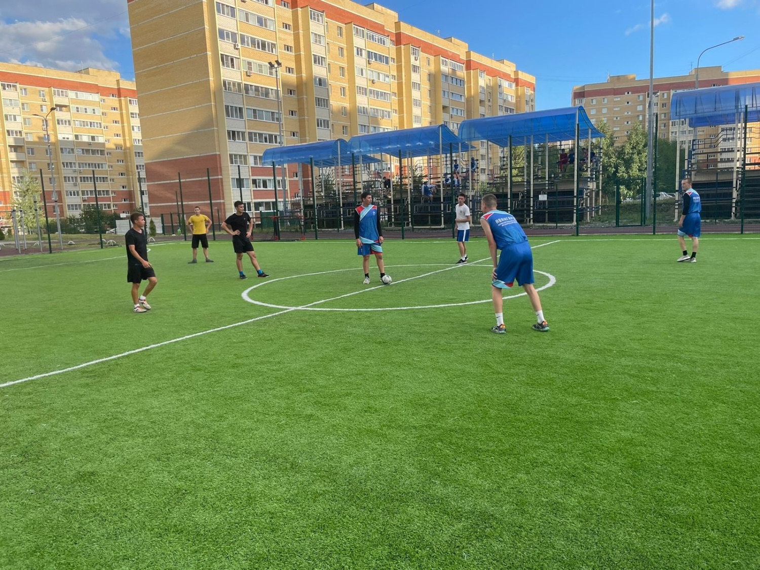 Пензенские футболисты разгромили соперников на сборах Гвардеец