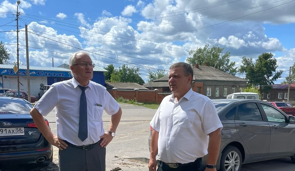 Николай Симонов проверил ход ремонтных работ в Сердобском районе