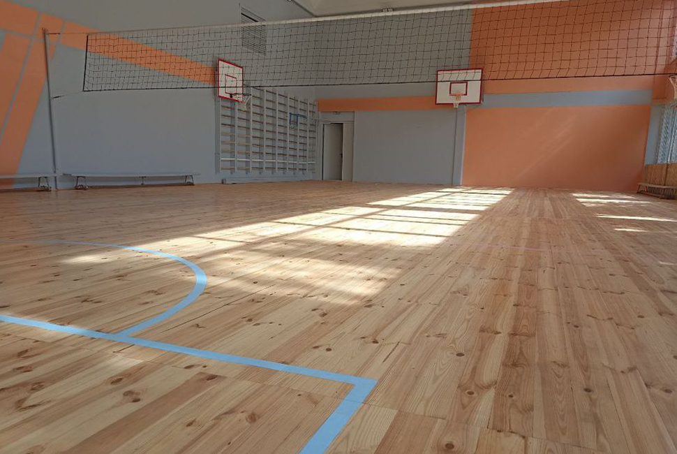 В Нижнем Ломове для детей обновили спортивный зал школы №4