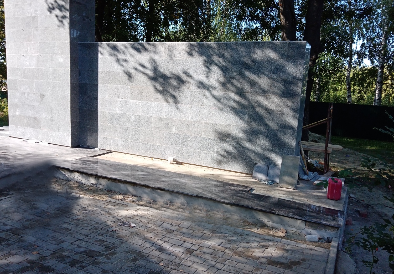 В Кондоле на обновление мемориала погибшим в годы ВОВ направили 5,2 млн рублей