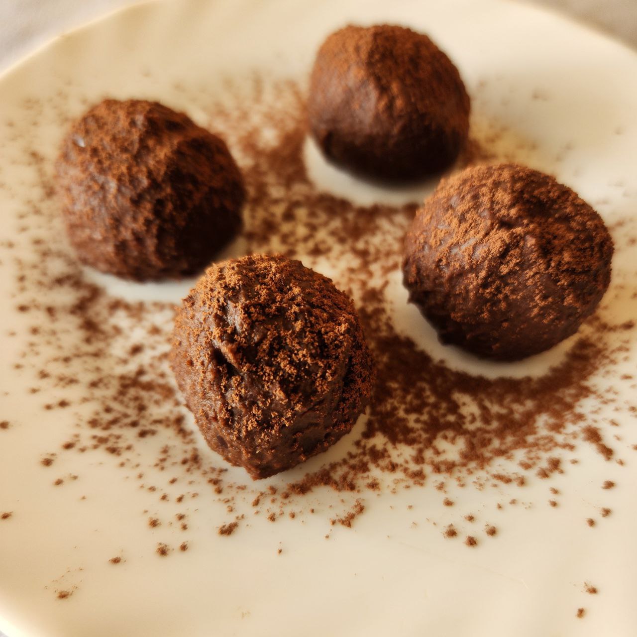 Шоколадные конфеты из фасоли с корицей от нутрициолога Елены Дзюбак