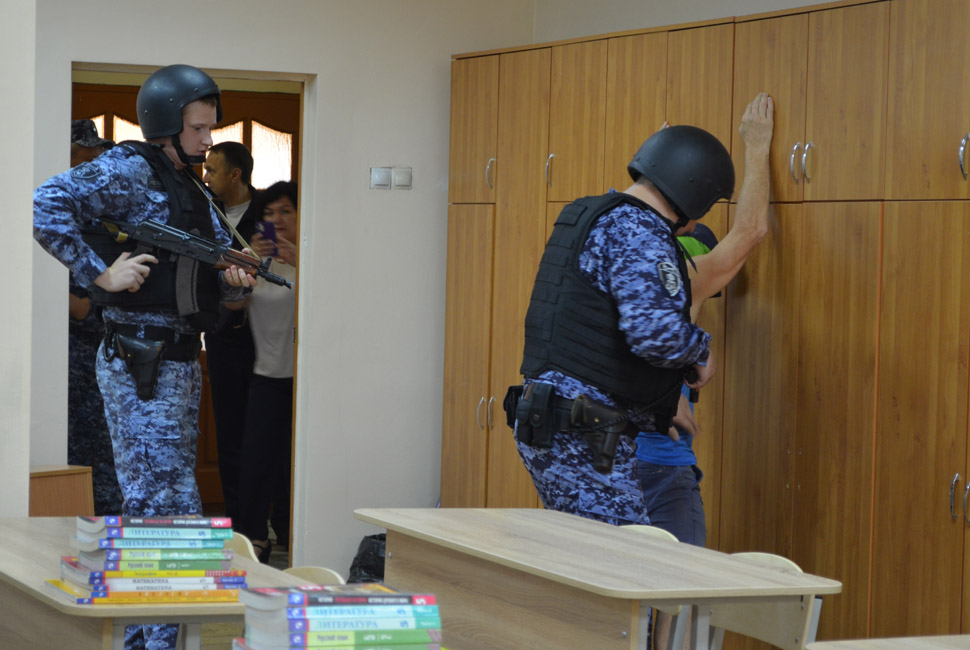 В Пензенской области прошли масштабные учения по антитеррору в школах и детских садах