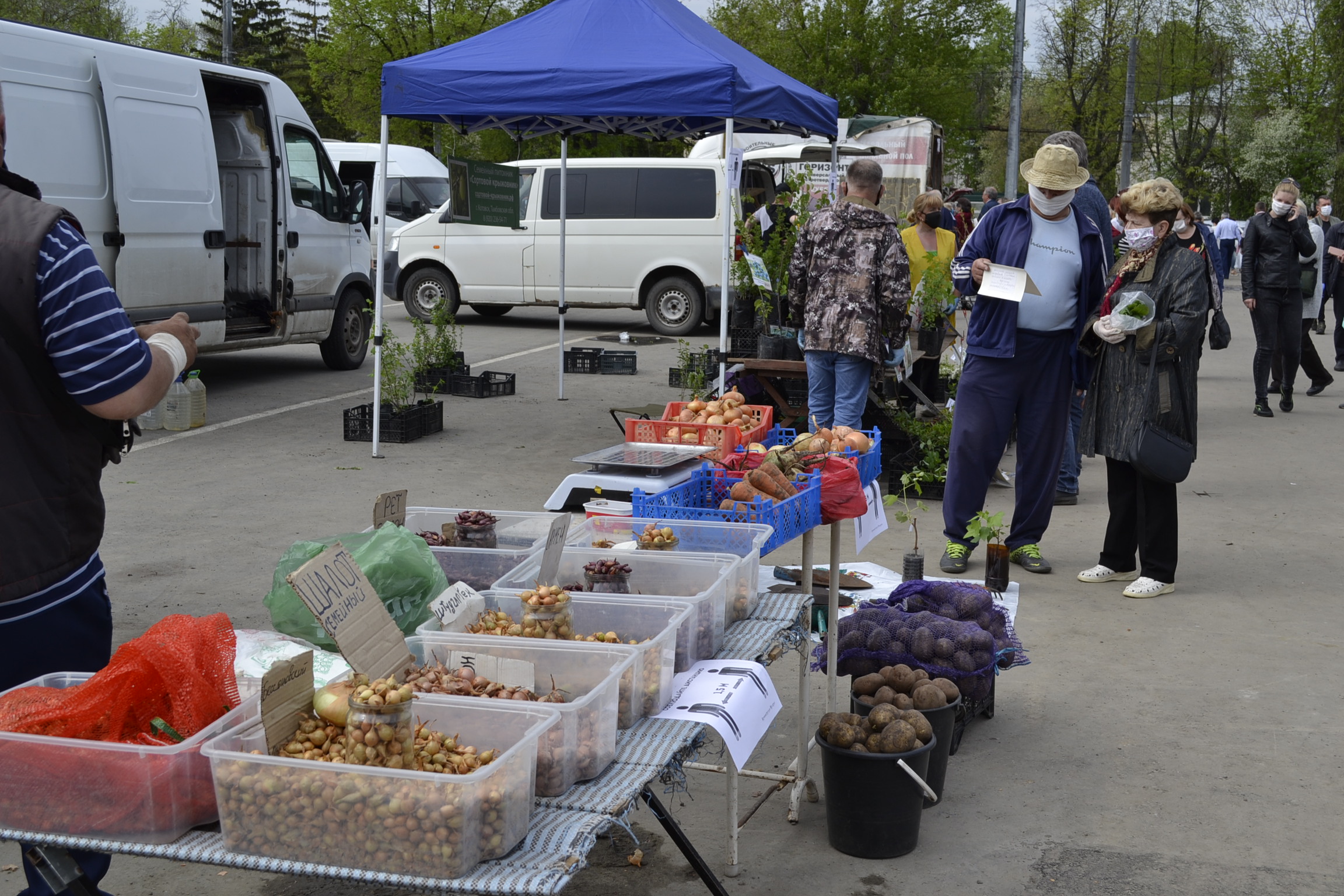 В Кузнецке начали писать заявления в полицию из-за антисанитарии на рынке