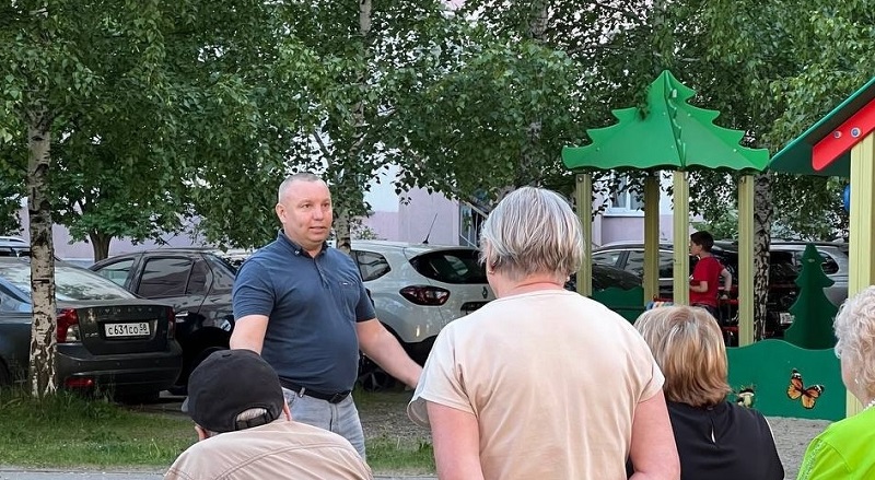 Депутат Алексей Иванов рассказал о благоустройстве дворов в своем округе
