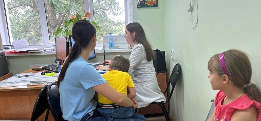 В детской поликлинике на Ушакова принимает новый педиатр