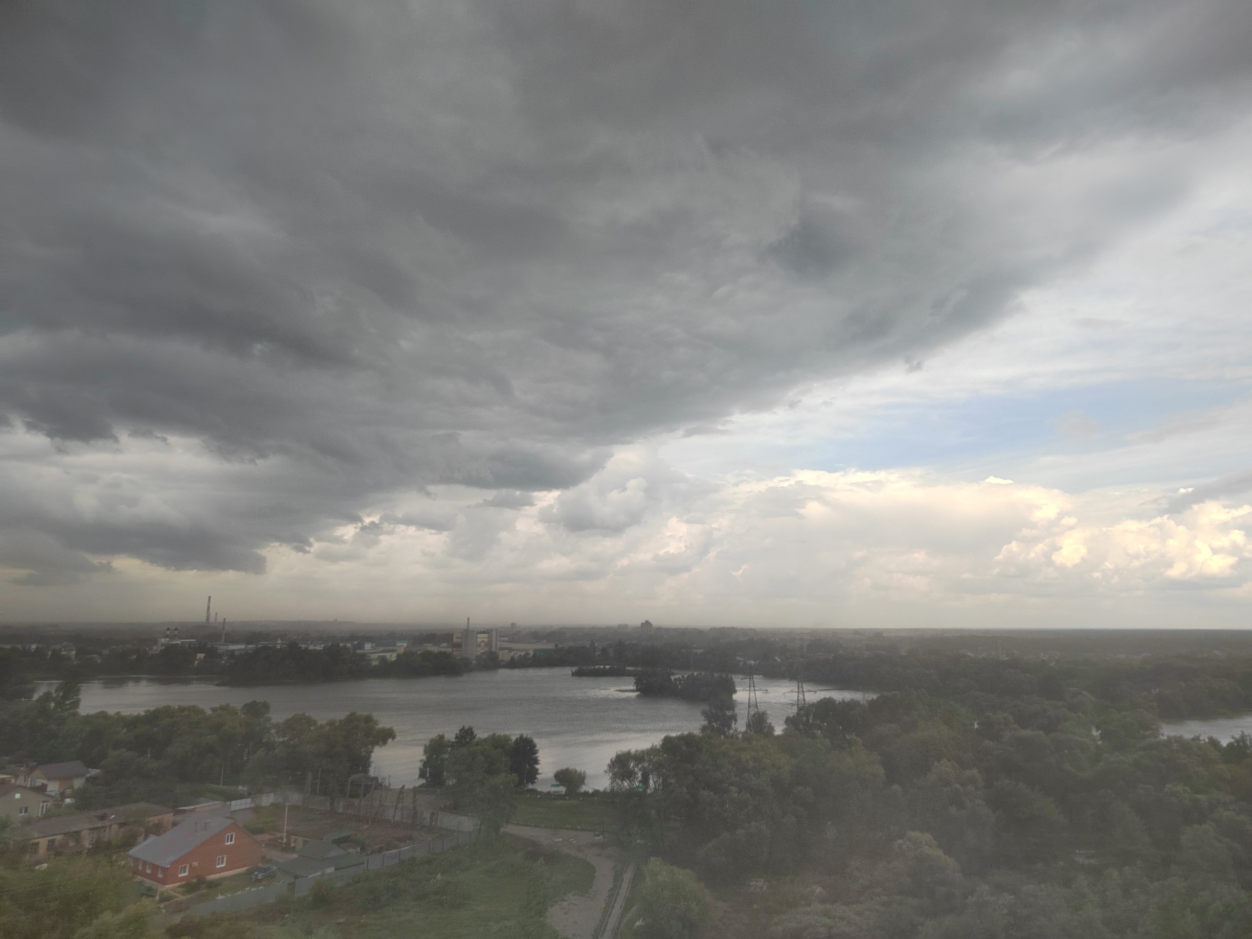 Центр Пензы оказался во власти пылевой бури