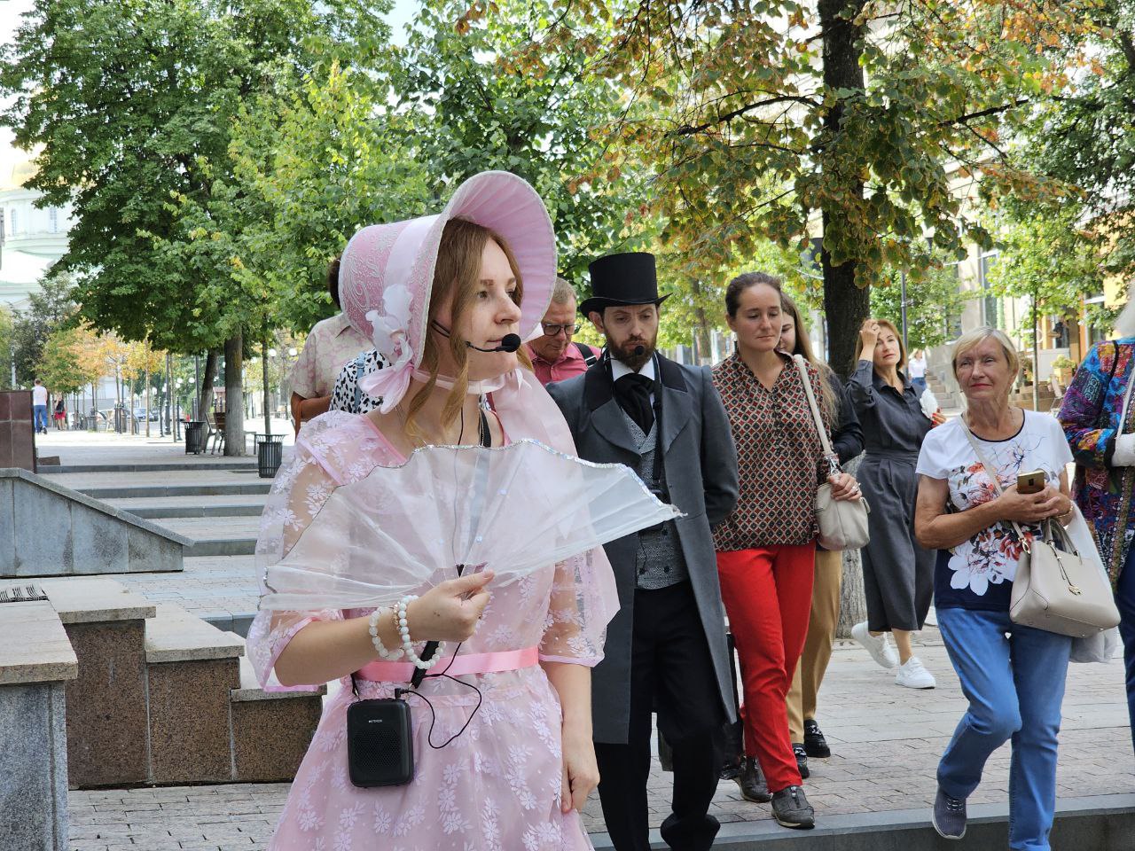 В Пензе прошла премьера пешеходной театрализованной экскурсии по улице Московской
