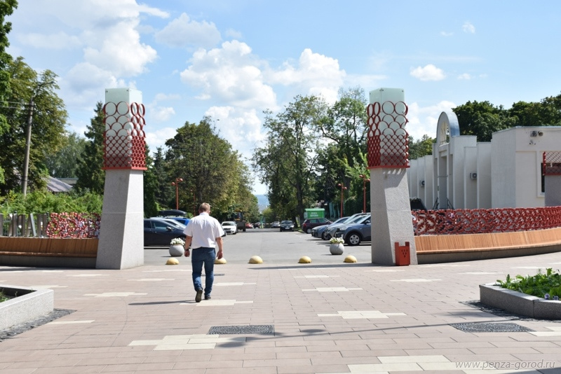 Танцплощадка и новые аллеи: как продвигается капремонт парка Белинского в Пензе