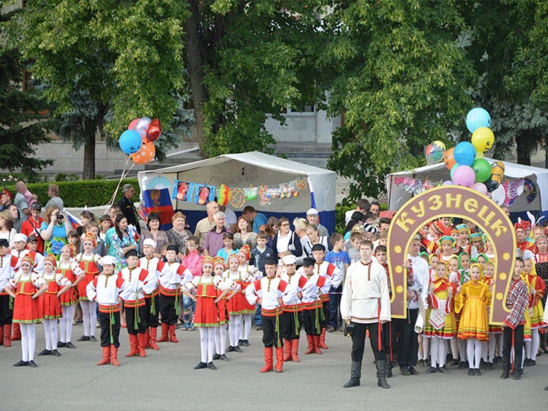 Кузнецк принимает поздравления с Днем города