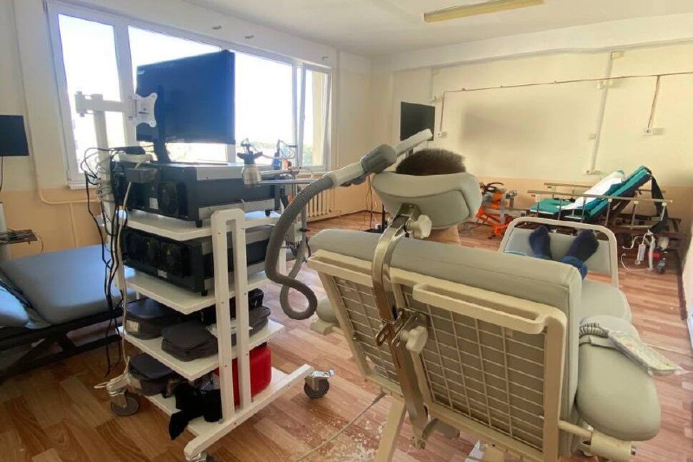 В пензенской больнице Бурденко возобновили реабилитацию на оборудовании для лечения инсульта