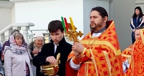 Священник Максим Зорин призвал не искать легких решений у экстрасенсов